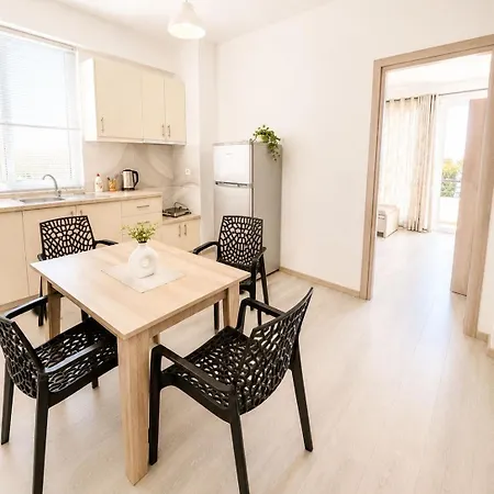 Bona 1 Apartment *