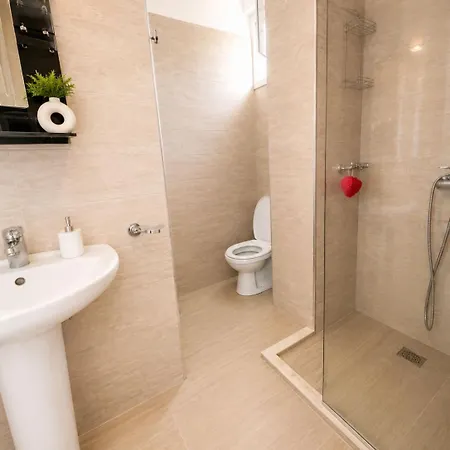 Apartment Bona 1